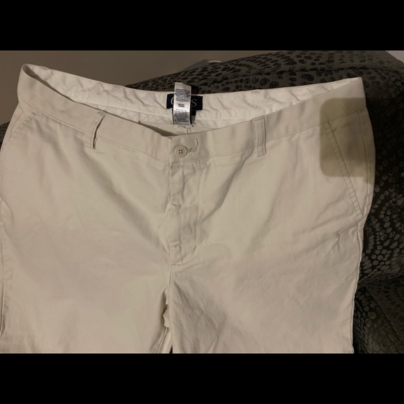 Chaps Mens Flat Front Khaki Pants, Size 40W x 32L, Color Stone, Worn Once - Picture 9 of 15